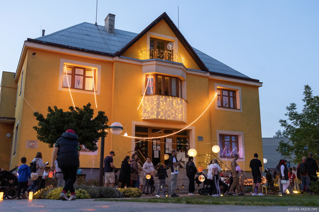 Byli jsme opět součástí krásné akce Světýlkový průvod 2026.